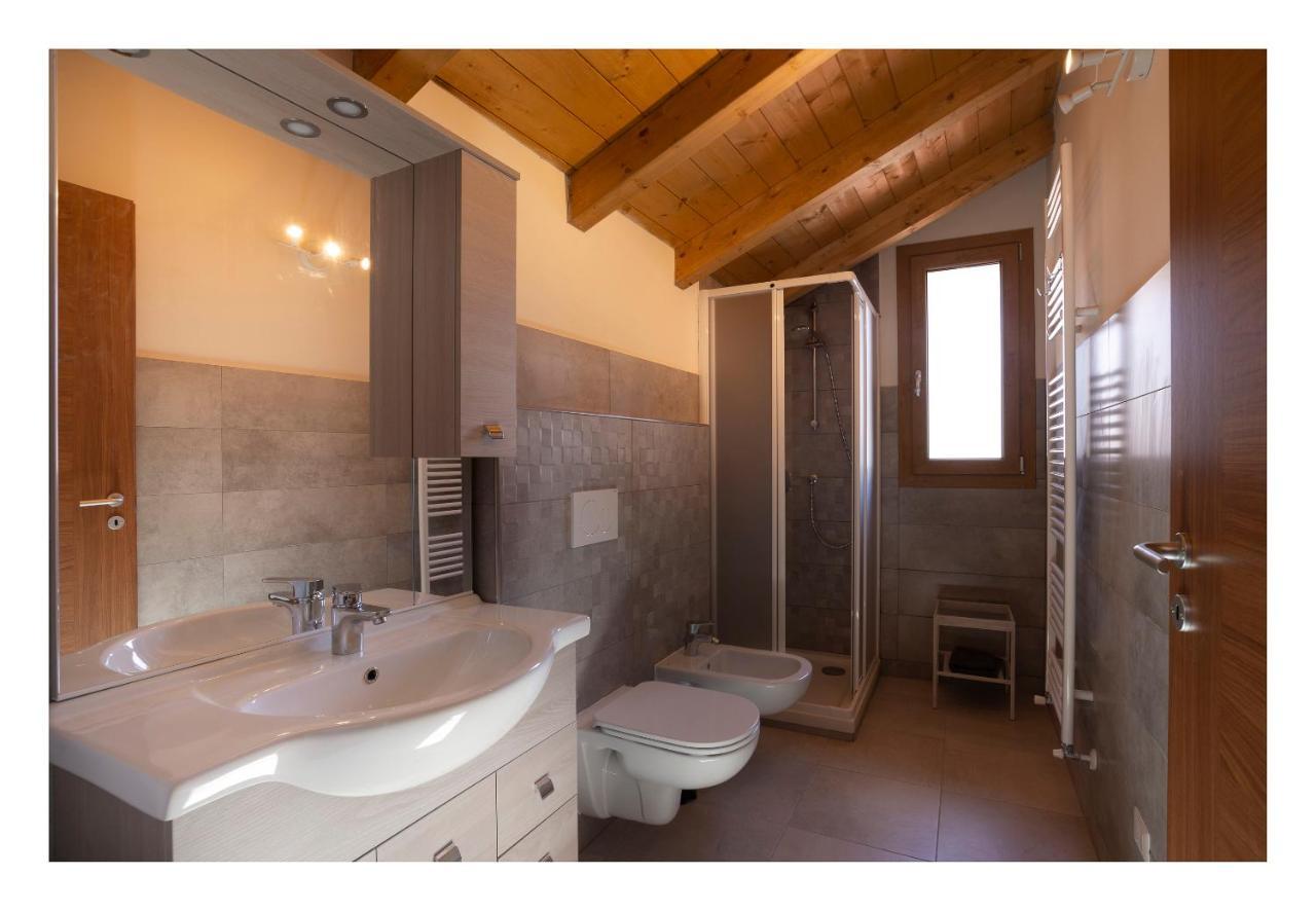 Al Salto Del Gatto Bed and Breakfast Schianno Exterior foto